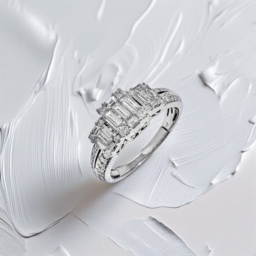 Baguette And Round Diamond Ring 0.76tcw