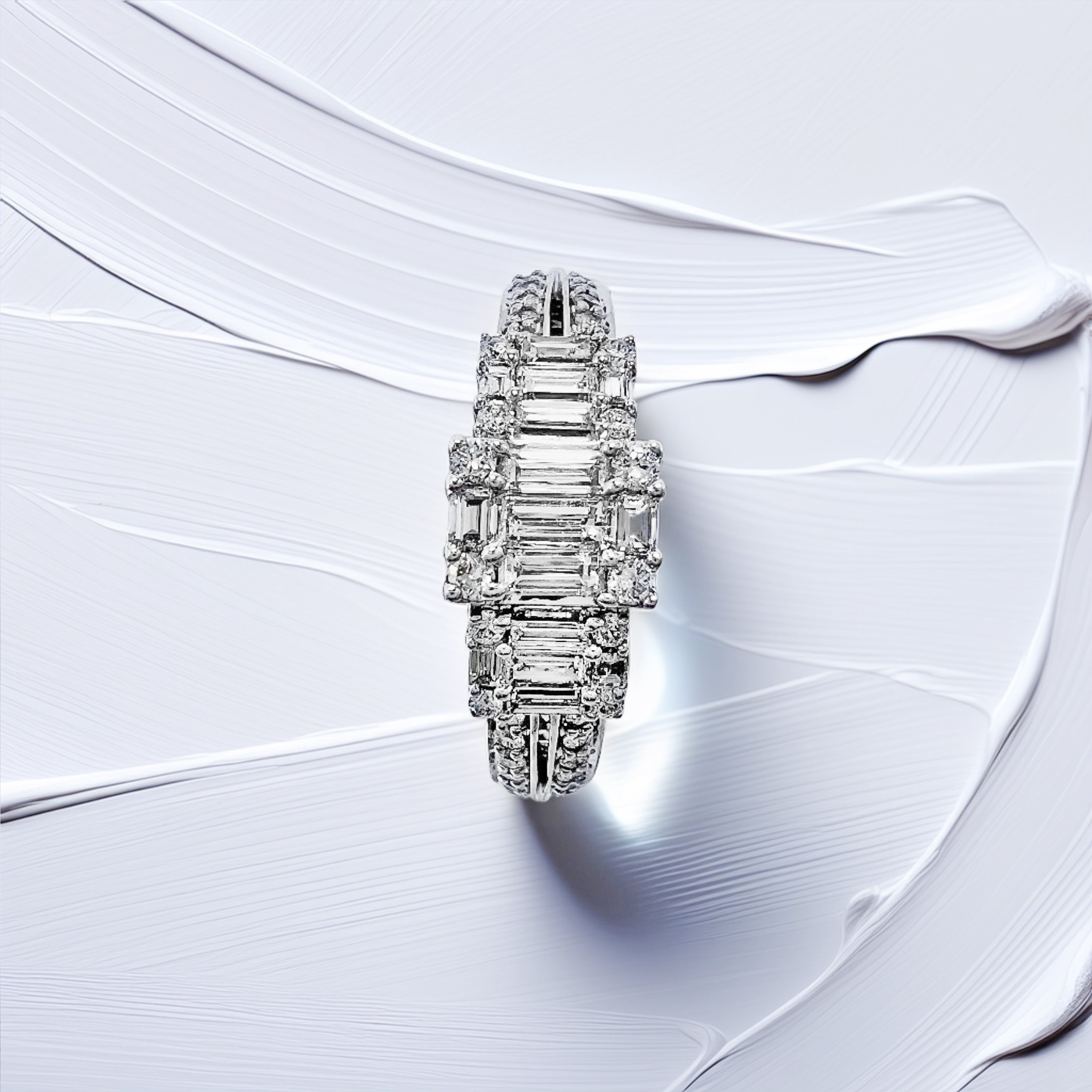 Baguette And Round Diamond Ring 0.76tcw