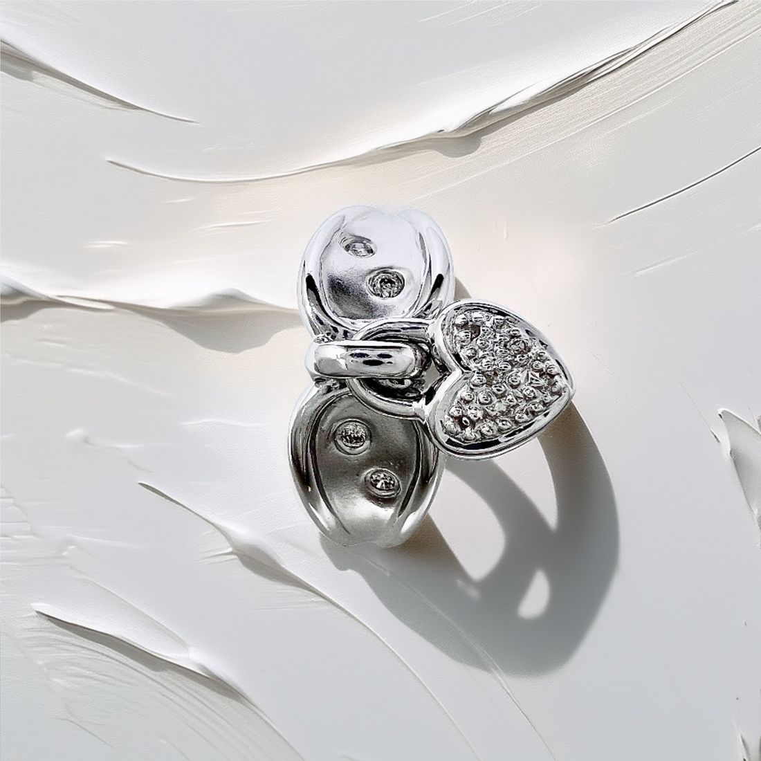 Dangling Heart Diamond Ring