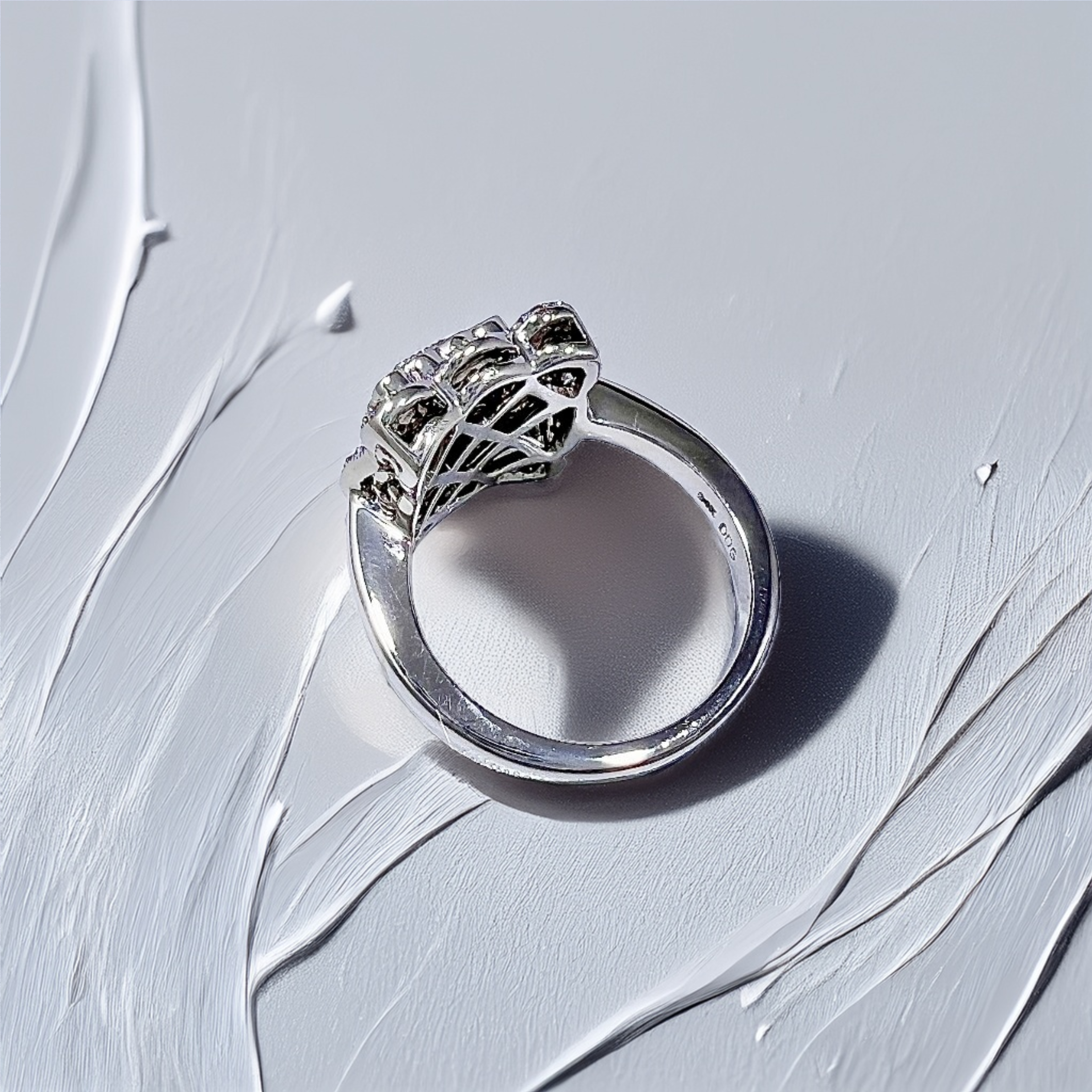 Vintage-Inspired Diamond Ring 0.82tcw