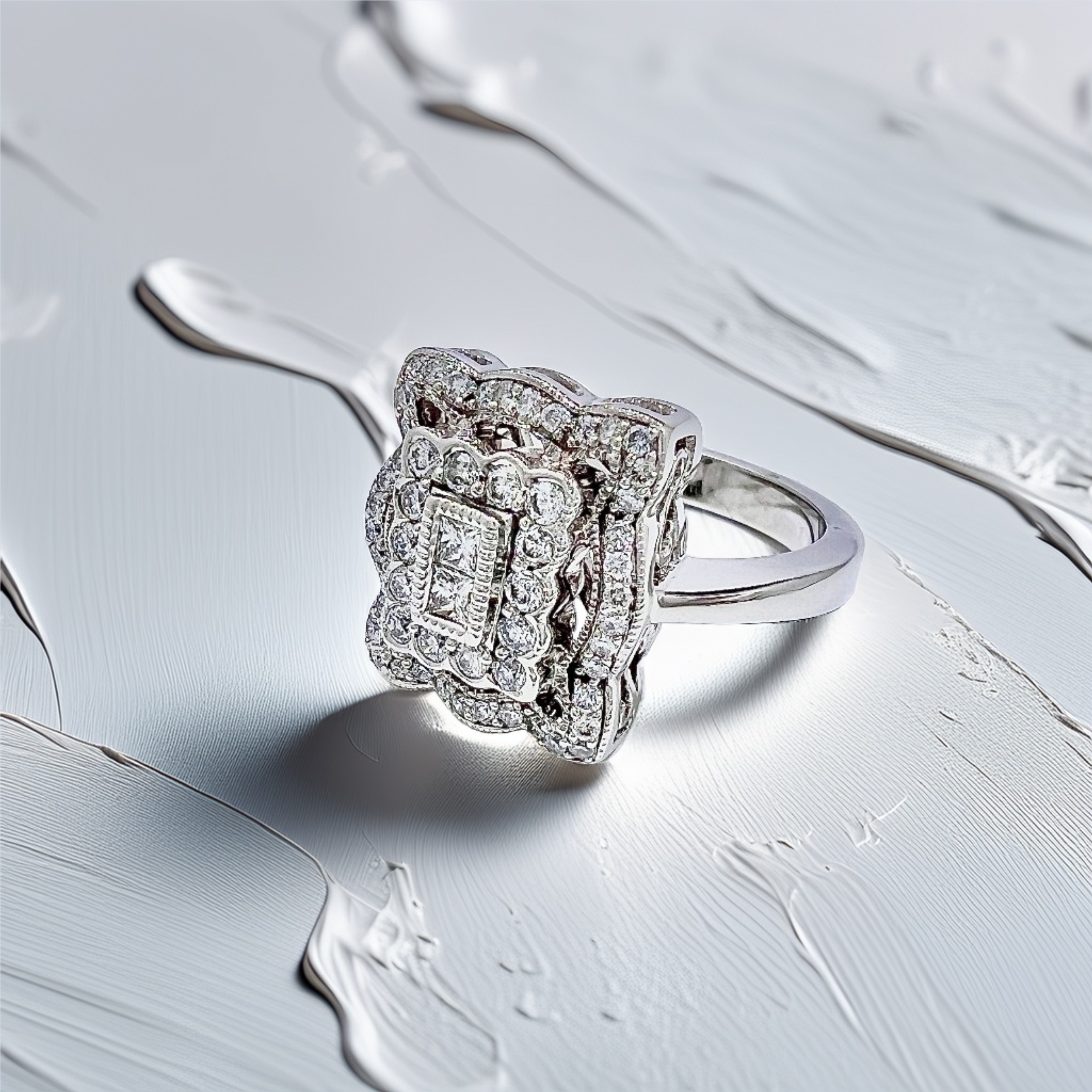 Vintage-Inspired Diamond Ring 0.82tcw