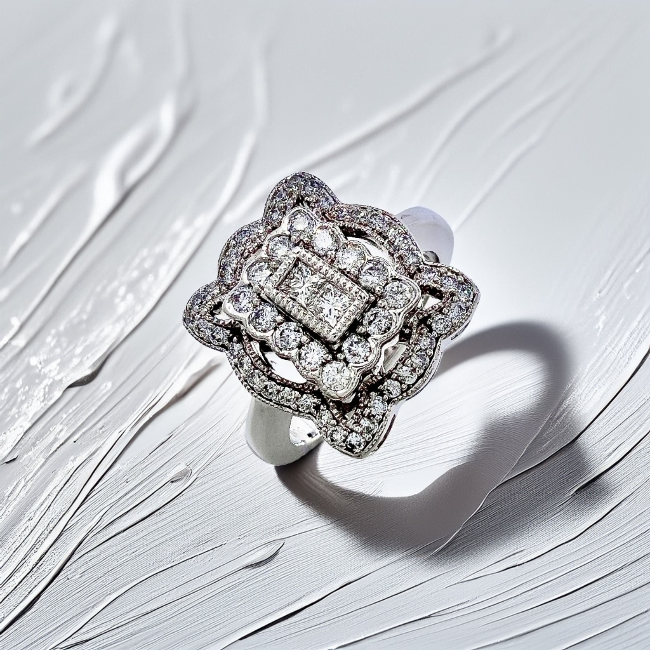 Vintage-Inspired Diamond Ring 0.82tcw