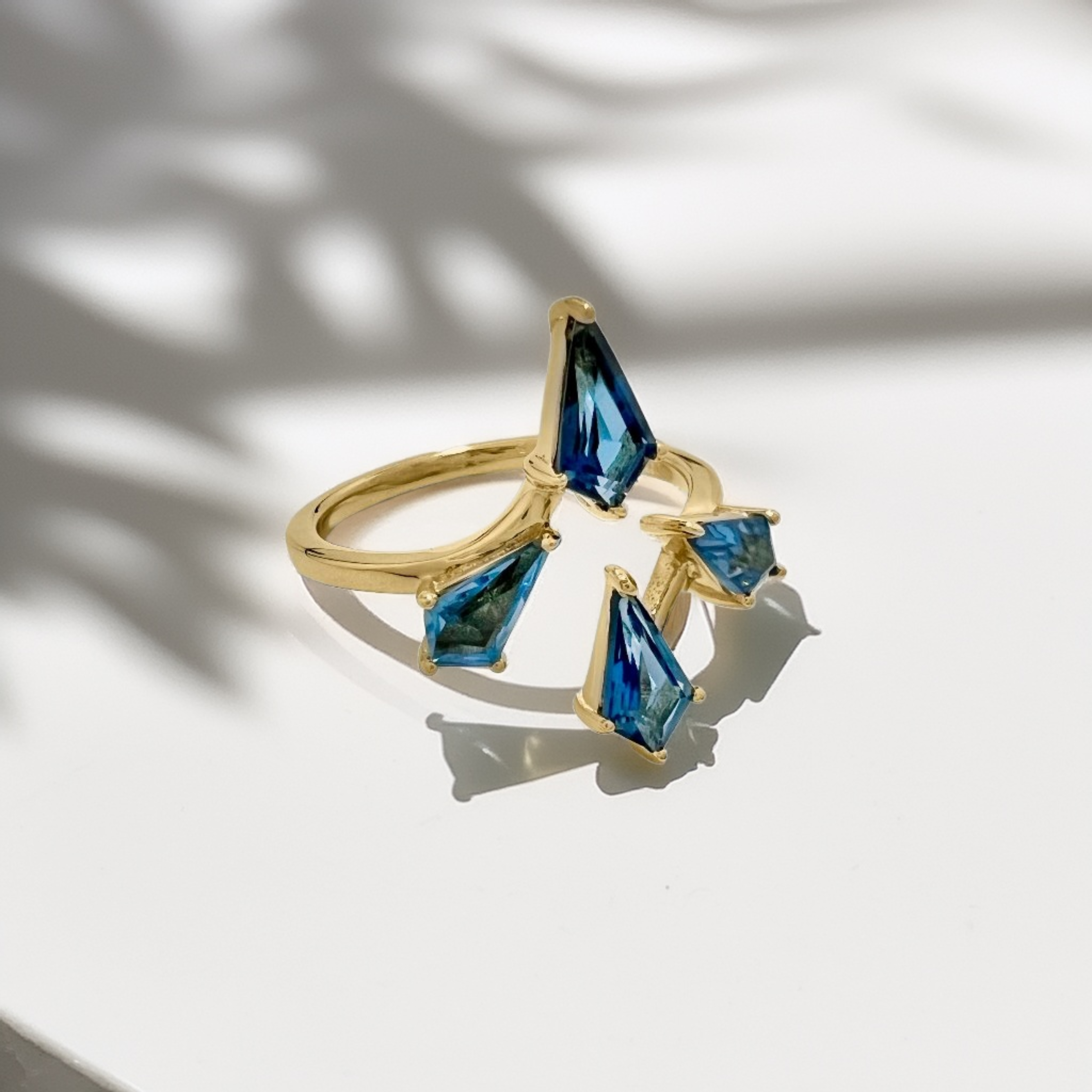 La Ciudadela | Kite-Shaped London Blue Topaz Ring