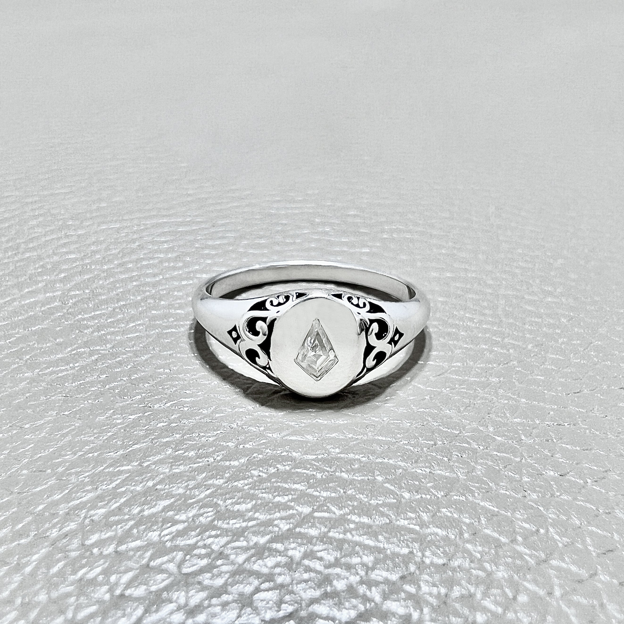 Kite Shaped Signet Ring | Antique-Inspired