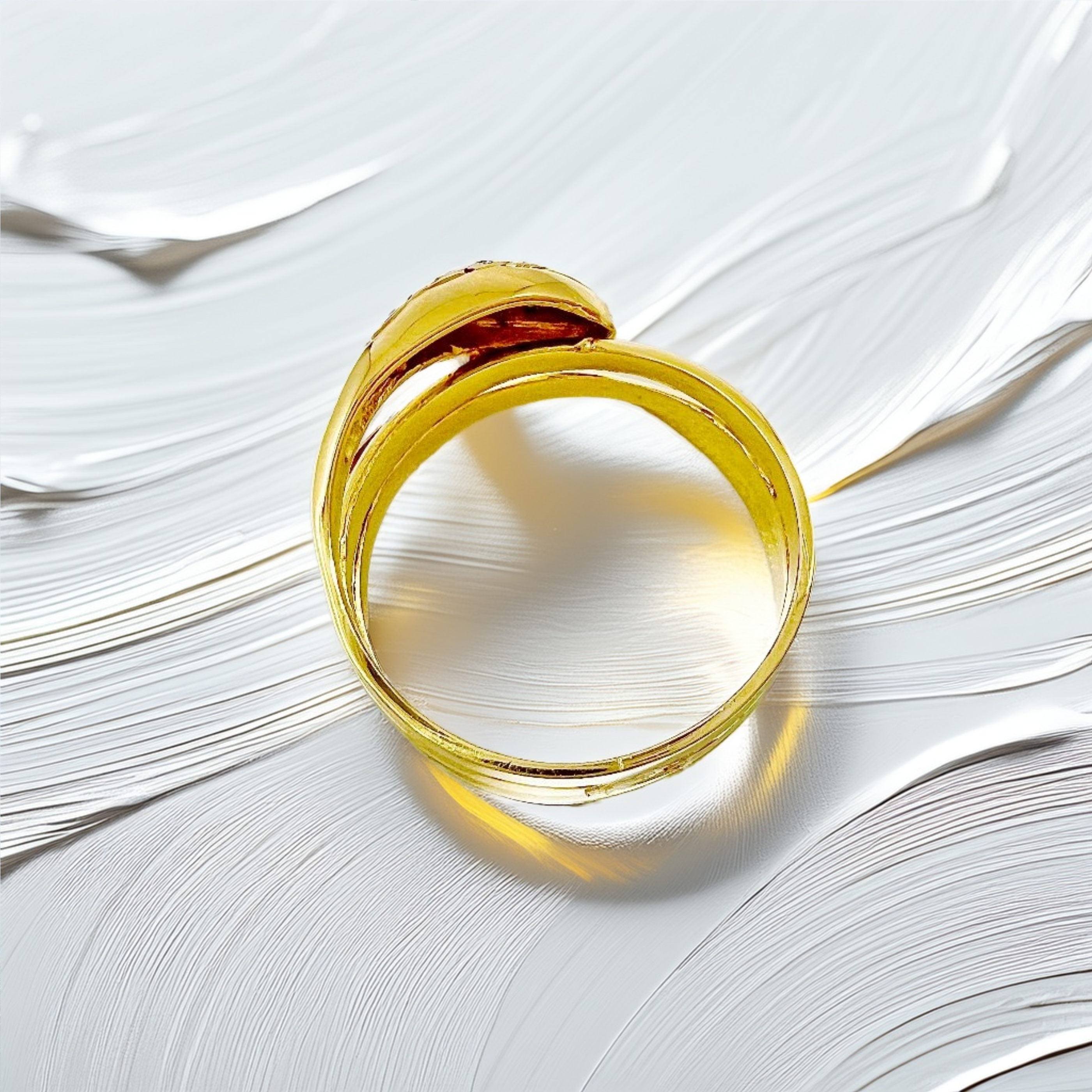 Serpent Diamond Ring 18kt 0.15tcw