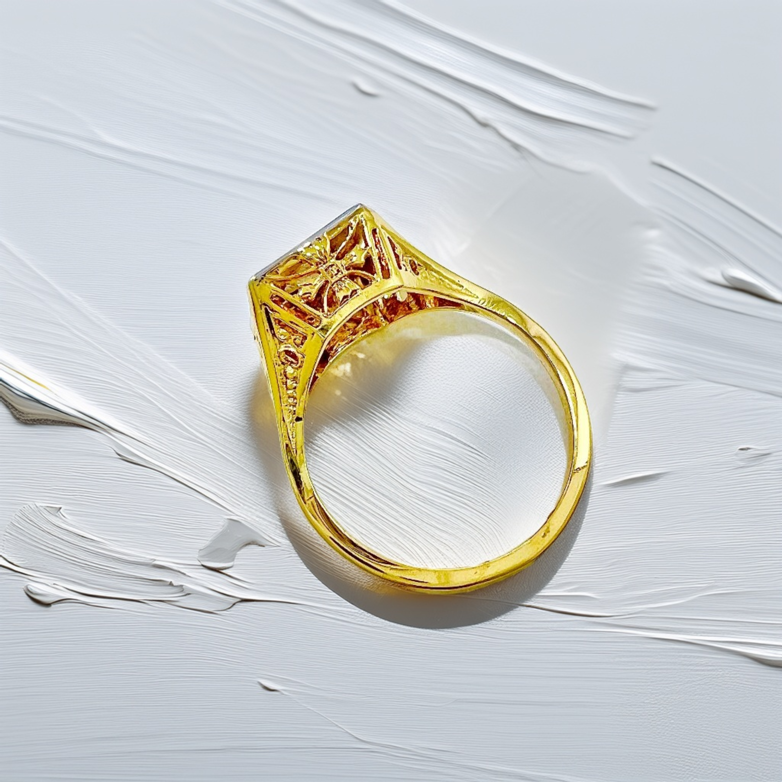 Two-Tone Vintage Diamond Ring 0.10tcw